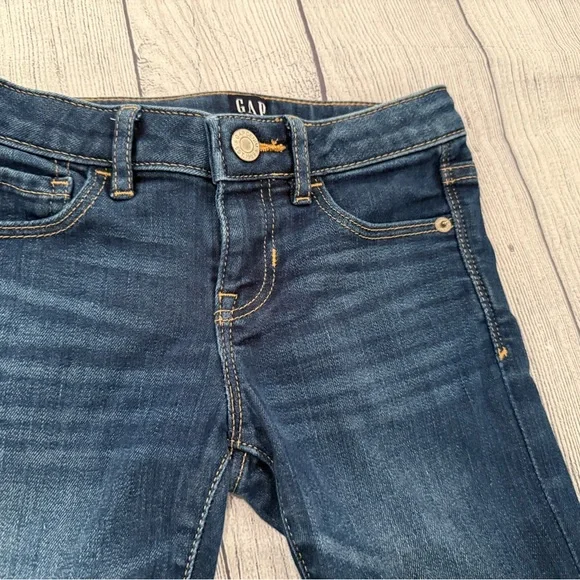 GAP Blue Jeans regular stretch Bermuda shorts /size 6 - Picture 3 of 9